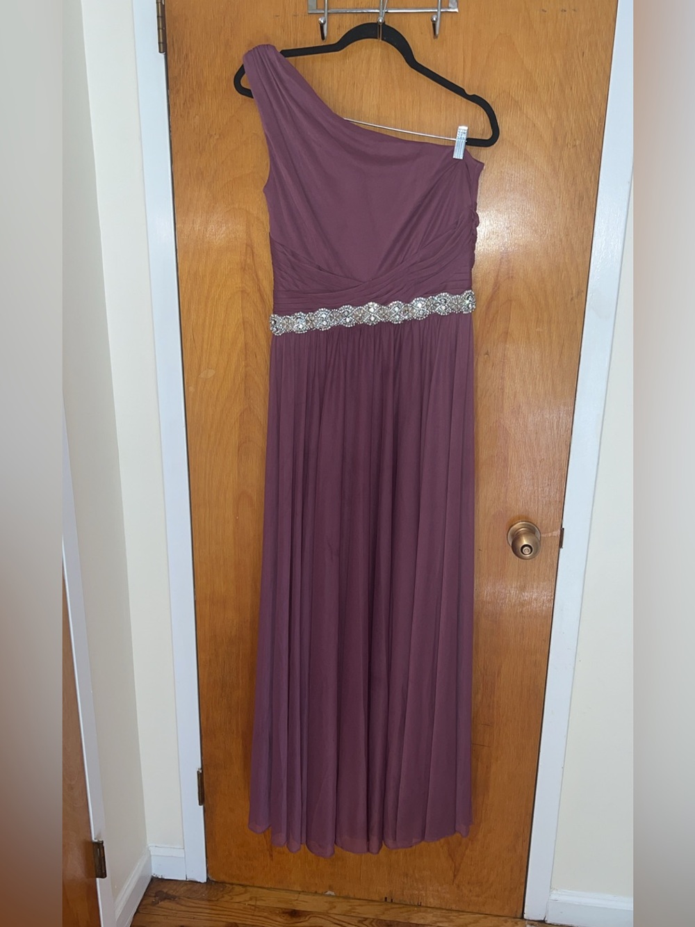 Celebrate Mauve One-Shoulder Evening Gown Crystal Beaded Waist Size 14